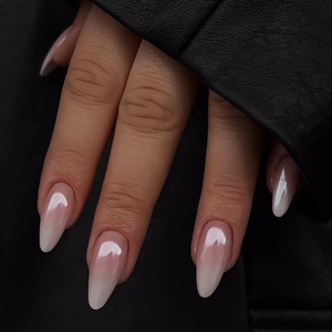 Uñas postizas de gel suave hechas a mano, inspiradas en Y2K, <span class=keywords><strong>con</strong></span> base nude mate, <span class=keywords><strong>mariposas</strong></span> de diamantes de imitación <span class=keywords><strong>y</strong></span> <span class=keywords><strong>flores</strong></span> 3D, venta al por mayor - Product Image 2