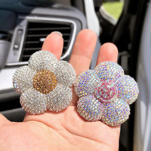 Bloem Strik Cartoon Diamant Designer Charme Luxe Rommel Telefoon Hoesje Ipadcase Decoratie Diy Sleutelhanger Handwerk - Product Image 5