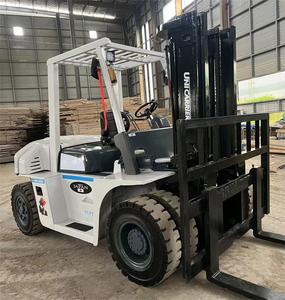 Montacargas de segunda mano de alta calidad de 7 toneladas, barato, usado, fabricado en Japón, con motor diésel y transmisión hidráulica. - Product Image 5