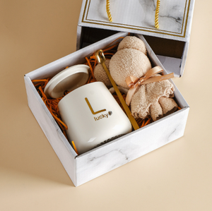 Juego <span class=keywords><strong>de</strong></span> Regalo <span class=keywords><strong>de</strong></span> Tazas <span class=keywords><strong>de</strong></span> Cerámica al por Mayor con Toalla y <span class=keywords><strong>Oso</strong></span> <span class=keywords><strong>de</strong></span> Peluche |   Caja para Tazas <span class=keywords><strong>de</strong></span> <span class=keywords><strong>Café</strong></span> con Logotipo Personalizado para Bodas, Cumpleaños y Promociones - Product Image 1