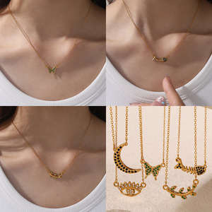 Collier Pendentif Œil Turc en Strass, Thème Papillon et Lune, en Acier Inoxydable, Bijou Cadeau - Product Image 4