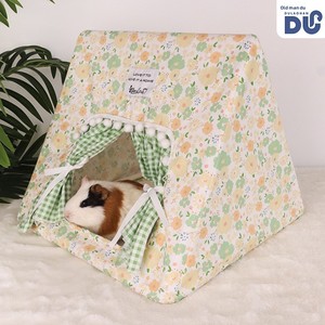 Caseta <span class=keywords><strong>de</strong></span> tela triangular sin base con estampado floral para conejos y cobayas, ideal para el verano - Product Image 5