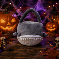 Panier à bonbons d'Halloween en peluche douce moderne en forme de requin, seau à friandises mignon en forme de cercle, sac de rangement pour jouets en peluche pour enfants, sac cadeau