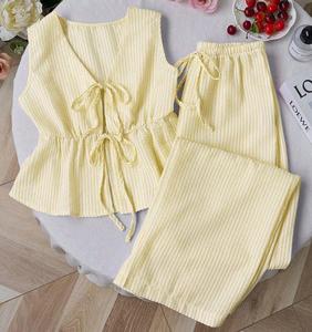 Set 2-Potong Wanita RUICHI Musim Panas dengan Atasan Tank Top Bergaris dan Celana Longgar Berikat Pinggang untuk Pakaian Santai - Product Image 1