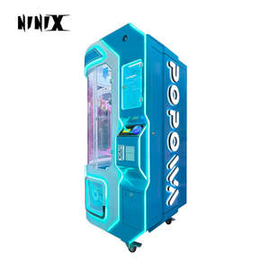 La nouvelle machine à clip transparente utilise du papier-monnaie pour payer les machines à cadeaux - Product Image 3