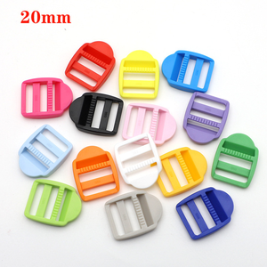 Boucle trapézoïdale POM 25MM réglable en plastique coloré solide et léger et écologique de haute qualité en différentes couleurs - Product Image 2