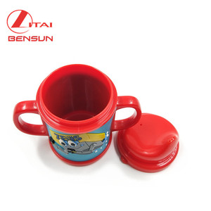 Fábrica al <span class=keywords><strong>por</strong></span> <span class=keywords><strong>mayor</strong></span> <span class=keywords><strong>de</strong></span> dibujos animados personalizados creativos 3D <span class=keywords><strong>de</strong></span> goma suave PVC ABS taza para beber/taza <span class=keywords><strong>de</strong></span> plástico <span class=keywords><strong>de</strong></span> silicona - Product Image 2