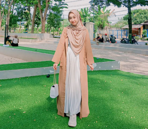 Wholesale Custom 110*110Cm Muslim Women <b>Chiffon</b> Hijab Voile Fabric Square <b>Scarf</b> Tudung Bawal Plain Women Hijab - Product Image 4