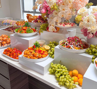 Présentoirs de Service Traiteur en Acrylique Personnalisés, Blancs, Ronds, Carrés ou Cubiques, Empilables, pour Buffets, Mariages, Hôtels et Décorations de Noël