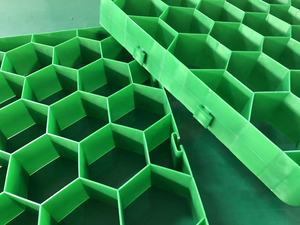 Grille de pavage d'herbe de gravier de verrouillage en plastique conception de chemin de jardin trottoir - Product Image 2