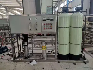 Sistem Pemurnian Air Mobile RO Membran Mesin Pembuat Air Tanaman Osmosis Terbalik