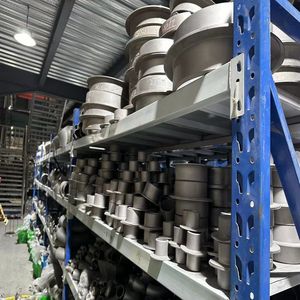 Brides de boucleur en acier au carbone personnalisées de haute qualité <span class=keywords><strong>contre</strong></span> les brides lâches à anneau soudé <span class=keywords><strong>Bride</strong></span> de soudage plane en acier inoxydable - Product Image 4