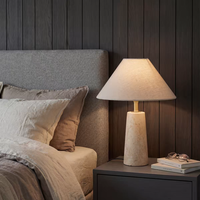Lampe de table en travertin naturel poli avec abat-jour en tissu Wabi Sabi pour la décoration intérieure de villas, d'appartements et d'hôtels