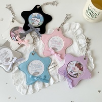 Porte-cartes Kpop version coréenne, porte-badge d'anime, étui de rangement pour badge Gumi, porte-badge de sac à dos, décoration de pendentif