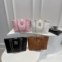 Sac fourre-tout à bandoulière pour femme, tendance, décontracté, simple, grande capacité, avec fermeture éclair, en polyester, nouvelle collection été 2026, élégant et stylé