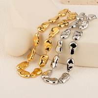 Collier en or 18 carats tendance de luxe en gros, perles irrégulières CCB, chaîne en forme de Y, pendentif plat en forme de goutte d'eau, collier tendance pour femmes