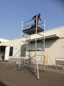 Torre di Ponteggio Mobile in Alluminio Leggero, Larghezza Singola/Doppia, Certificata EN 1004 per Manutenzione Interna e Installazione HVAC in Israele - Product Image 4