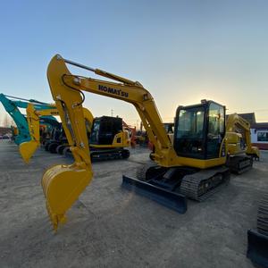 Excavatrice sur chenilles Komatsu PC56 d'occasion de 6 tonnes, économique en carburant, puissante, durable et populaire, pour usage agricole et domestique - Product Image 3