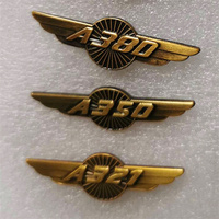 Badge métallique volant personnalisé, épinglette en émail, broche tendance avec logo sur mesure pour événements et cadeaux, émail de haute qualité