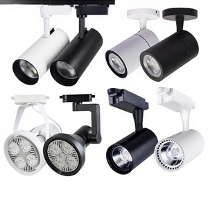 Projecteur LED sur rail pour <span class=keywords><strong>magasin</strong></span> de vêtements 20W 30W, ultra-lumineux, économe en énergie, pour hall d'exposition et éclairage commercial - Product Image 1