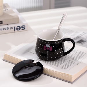 Tazza Creativa con Manico Hello Kitty, Coperchio e Cucchiaio, Resistente alle Alte Temperature e Adatta al Microonde, per Donne - Product Image 6