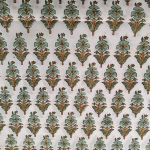 Tissu en tissu imprimé de feuilles vert foncé 100% pur coton avec motifs floraux indiens par yard pour vêtements et sacs pour femmes - Product Image 1