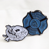 Cadeaux en métal personnalisés, épingles à revers en émail dur mignonnes sur le thème de l'anime, épingles dorées, broches souvenirs, épingles en émail dur