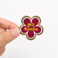 Prix d'usine, conception personnalisée, patchs en feutre non tissé brodés en 3D, badges brodés par ordinateur, appliques pour vêtements de sport, uniformes