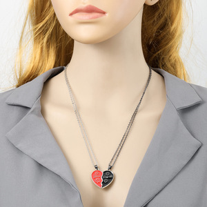 Collier pendentif cœur pour meilleurs amis, en alliage de zinc, cadeau pour enfants, bijoux, design magnétique rouge et noir - Product Image 4