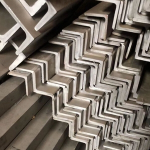 Ligne d'<span class=keywords><strong>angle</strong></span> en acier inoxydable 20x20x2mmx6m <span class=keywords><strong>Angle</strong></span> en acier inoxydable de qualité 316l 304 Barre d'<span class=keywords><strong>angle</strong></span> en acier inoxydable 201 - Product Image 6