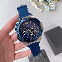 Montre chronographe à quartz multifonction pour homme avec bracelet en silicone, date, jour, sous-cadran, aiguilles luminescentes