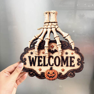 Letrero de madera gótico espeluznante con garra de esqueleto y cuerda de yute, tallado rústico, para colgar en puerta o porche delantero en Halloween, regalo festivo - Product Image 4