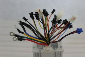 Controller motore senza spazzole a corrente continua 36V 48V 60V 72V 500-1500W per veicoli elettrici E-Bike Controller - Product Image 5