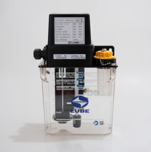 Original Lube AMZ-III 285484 CNC Oil Lubrication <b>Pump</b> 200V 1.8L Automatic For CNC Machine Tools Makino Automatic Lubrication - Product Image 4