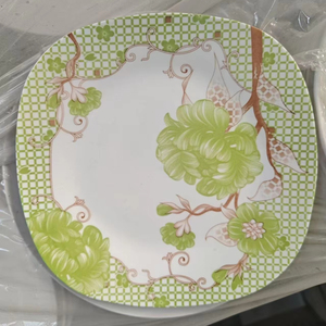 Vente en gros de 8 pouces carré en céramique vert design floral dédouanement direct d'usine prix imbattables pour un stock rapide pour les fêtes - Product Image 1