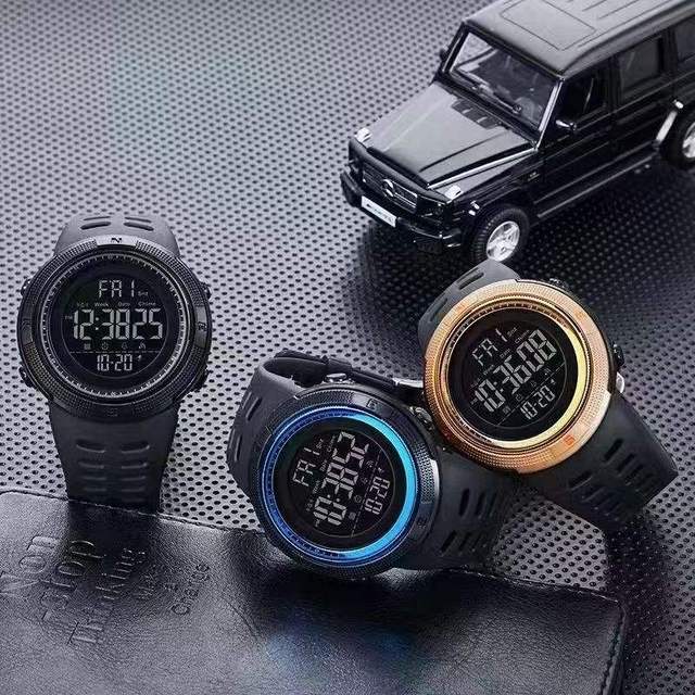 Fashion Outdoor Sport Watch Men Multifunction Watches Alarm Clock Chrono 3Bar Waterproof Digital Watch
