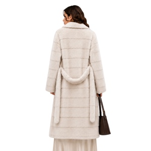 Manteau long de luxe en fausse fourrure de vison, coupe à panneaux horizontaux, revers blazer cranté, ceinture en fourrure assortie, faible MOQ, vente en gros - Product Image 3