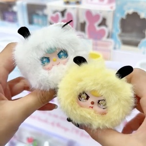 Scatola a Sorpresa con Charm in Vinile e Peluche Originale all'Ingrosso: Baby Three Hello Enemy Bestie, Bambola Ape Piccola, Carino Oggetto da Collezione, Regalo di Compleanno - Product Image 5