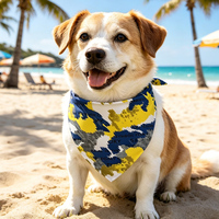 Fournisseur de produits pour animaux de compagnie, vente en gros, style tendance, bandanas carrés et triangulaires, imprimés, unis, écharpe de col, logo personnalisé, bandana pour chien