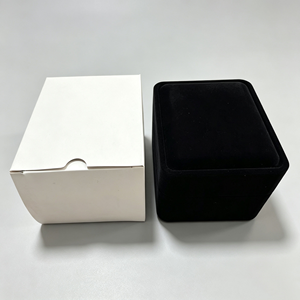 Estuche Protector Rectangular para Reloj de Terciopelo Negro con Embalaje Exterior Blanco - Product Image 6