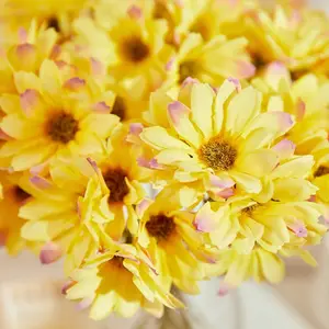 Bouquet di girasole artificiale fiori di simulazione economici per la casa fiori decorativi margherita