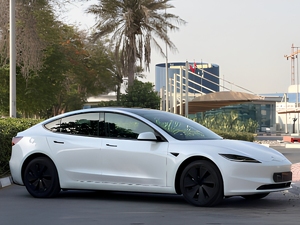 รถยนต์ไฟฟ้าเทสล่า รุ่น 3 ลองเรนจ์ ไฮแลนด์ ปี 2024 - Product Image 3