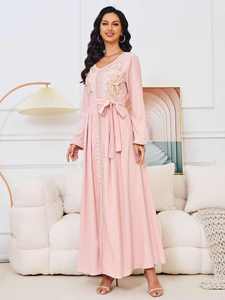 Vente directe d'usine, caftan marocain orné, velours, abaya élégante et tendance, robe musulmane pour femmes, grande taille, vente en gros - Product Image 3