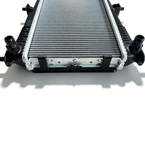 หม้อน้ำเสริม OEM 17118672237 สำหรับ BMW G20 G22 G23 G26 G42 เครื่องยนต์ หม้อน้ำระบายความร้อนเพิ่มเติม อะไหล่เปลี่ยน - Product Image 2