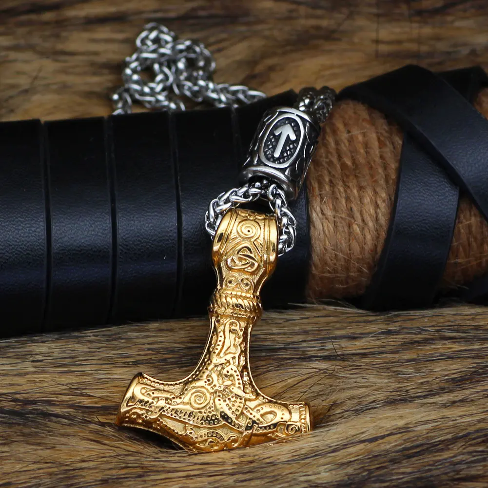 Minimalist Celtic Men's Necklace Viking Wolf Head Stainless Steel Pendant Scandinavian Rune Accessories Norse Amulet Jewelry