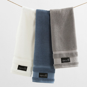 Vente en gros de serviettes souples personnalisées de luxe pour les mains serviettes <span class=keywords><strong>ultra</strong></span> douces très absorbantes 35*75cm 100% coton - Product Image 3