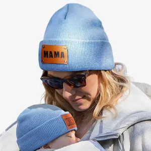 2 pezzi Set Top Quality Winter Women Kids Cap Baby and Mom Matching berretto caldo lavorato a maglia con toppa in pelle