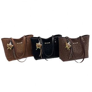 Bolsa de viaje multifuncional de gran capacidad color rosa con volantes y estampado floral con logo de algodon cosmetico nueva - Product Image 1