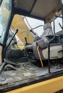 Prix abordable utilisé pour CAT 325D excavatrice hydraulique sur chenilles boîte de vitesses pompe à engrenages portant PLC moteur de machines d'origine à bas prix - Product Image 6