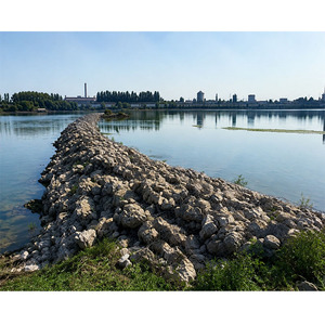 Fabricant depuis <span class=keywords><strong>20</strong></span> ans de sacs gabions cylindriques en Galfan galvanisé pour la protection contre les inondations fluviales, les défenses côtières et les ripaisses - Product Image 3
